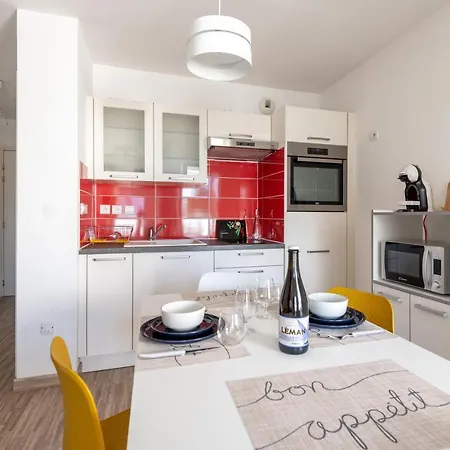 Cosy Les Perruches